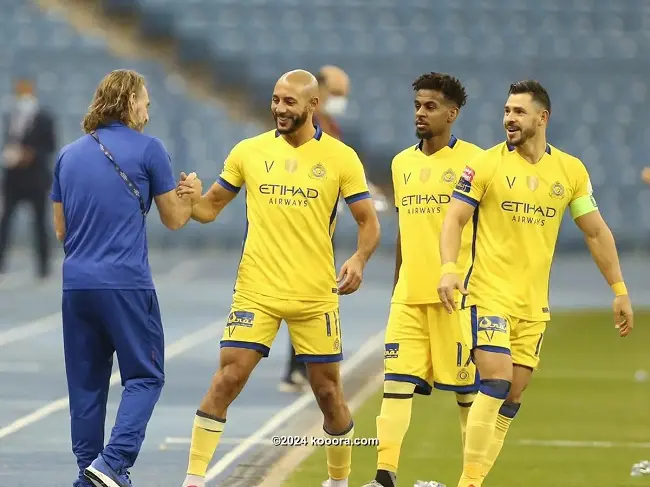 كواليس مشهد الصراع بين فوفانا ومدرب النصر كاسترو 