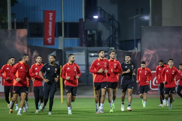 مدير باير ليفركوزن يأمل في بقاء تشابي ألونسو 