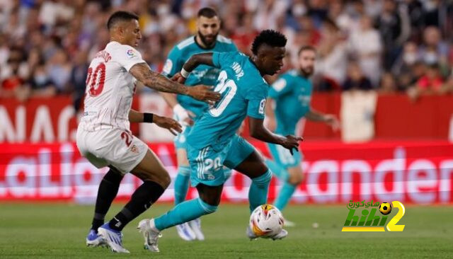 فيديو.. حافلة برشلونة تصل ملعب بروسيا دورتموند 