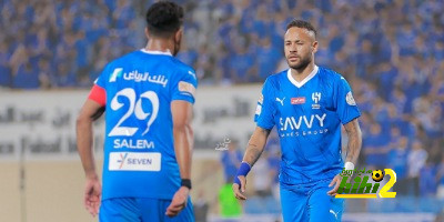 خط وسط النصر أمام الفتح في الدوري السعودي 