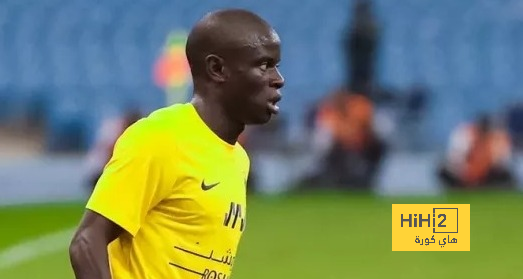 مهاجم الاتحاد في مرمى الانتقادات .. وليد الركراكي مستاء من عبدالرزاق حمد الله بعد كأس العالم | 