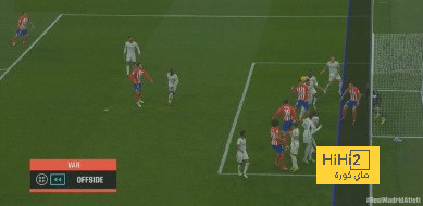 صراع ثلاثي على ضم لاعب برشلونة 