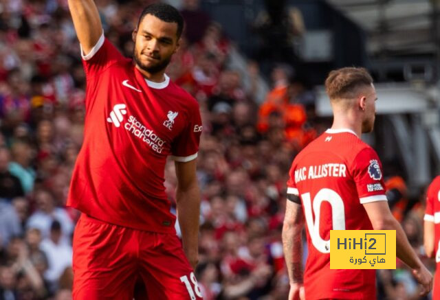 أبو تريكة: محمد صلاح لم يجدد مع ليفربول حتى الآن لهذا السبب! 