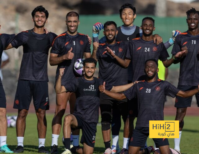 "هتاف قذر" .. العنصرية تورط الهلال في كلاسيكو الأهلي | 