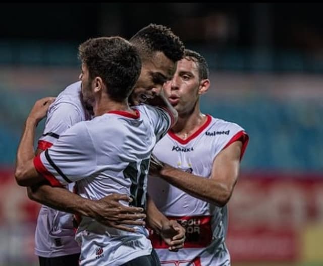 "كنا سعداء ولكن!" .. جورج جيسوس يُبدي عدم رضاه عن هدفي الخلود رغم فوز الهلال! | 