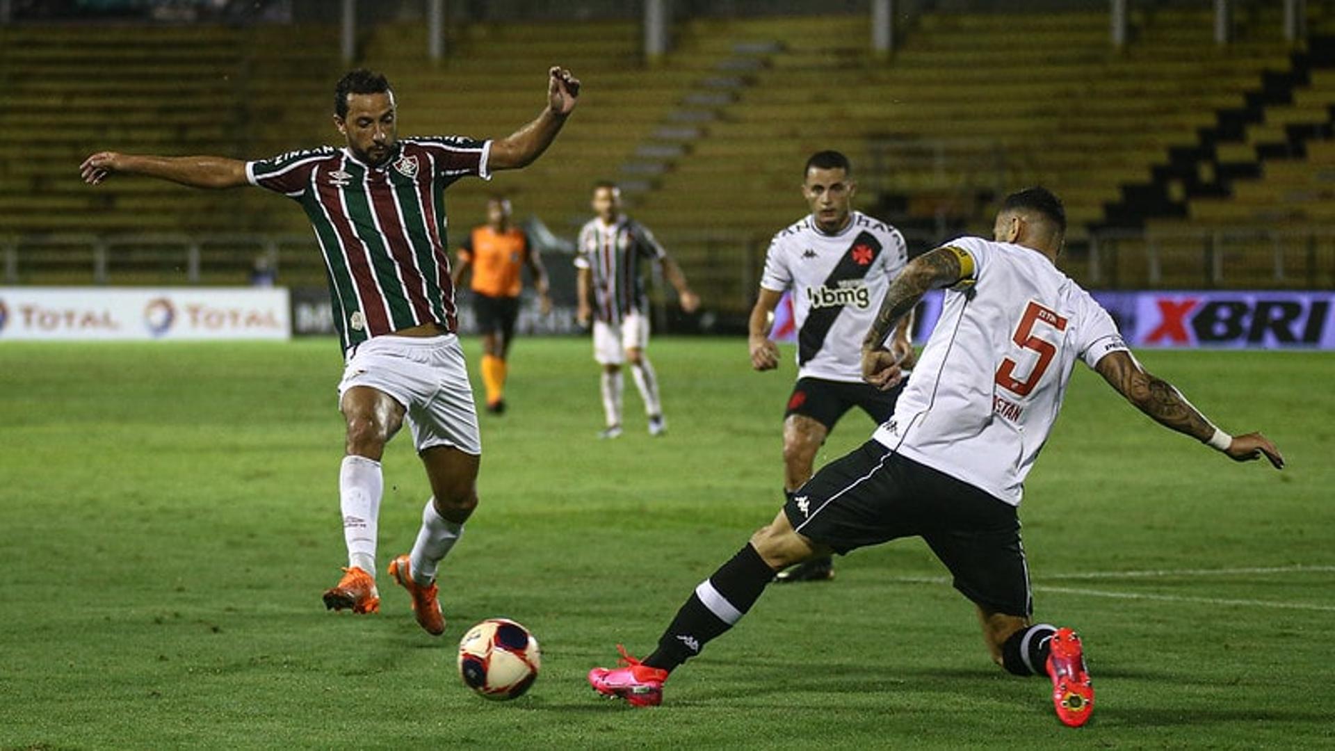 "لم أشاهد أطفالي يكبرون وأفتقد كل شيء في الحياة!" .. مدرب الشباب يكشف مأساته مع عالم التدريب | 