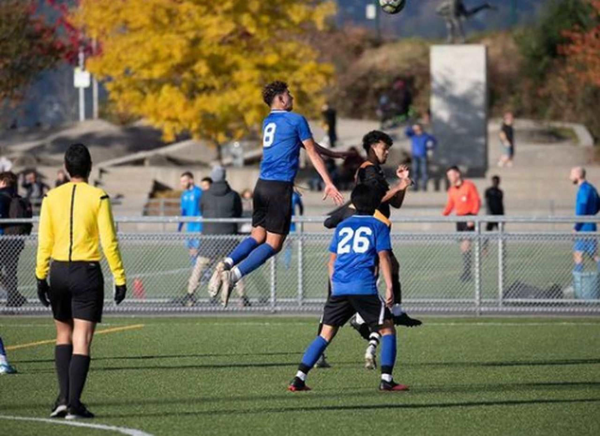 فيديو | "أنقذوني من زوجتي والهلال أصابكم بالهسهس" .. وليد الفراج خارج عن السيطرة | 