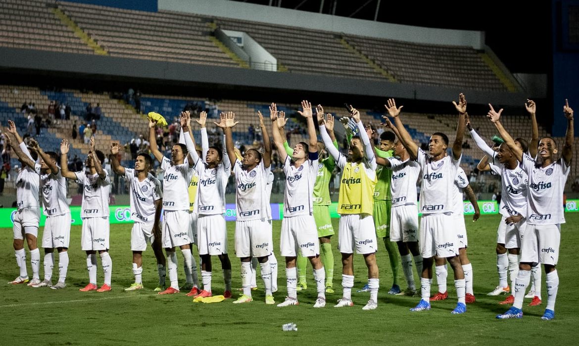 4 غيابات مؤكدة عن الهلال أمام النصر في الديربي 