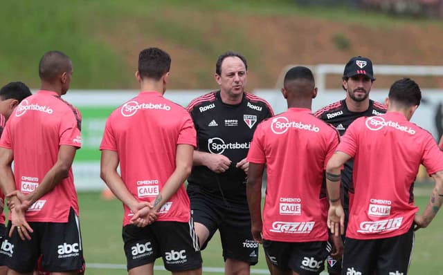 نادي جديد يرغب في ضم ماني من النصر 