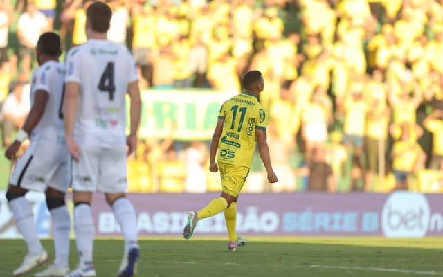 تطورات رحيل فوفانا عن النصر 