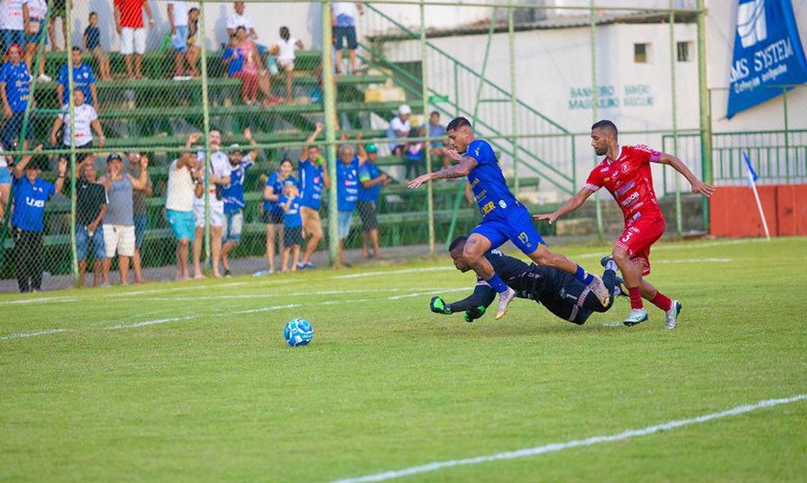 فيديو : أجواء مرحة في مران برشلونة قبل مواجهة إسبانيول 