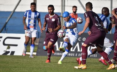 كم هدف متبقي لـ عبد الرزاق حمد الله ليصبح الهداف التاريخي لدوري روشن؟ 