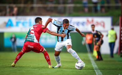 الريال يتصدر في دوري الأبطال 