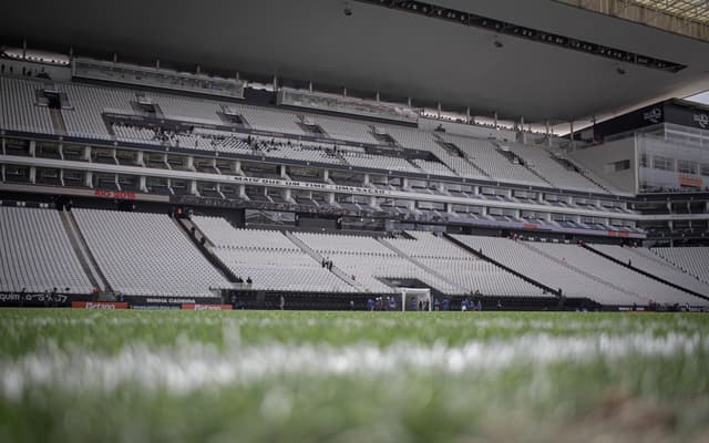 لاعب توتنهام يقترب من بطل إيطاليا 