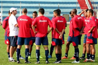 الهلال يهزم الاتحاد بثلاثية في الكلاسيكو 