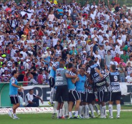 جوهرة بنفيكا بديل كاسيميرو في مانشستر يونايتد 