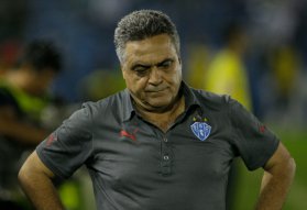 صراع الهلال والنصر يتجدد .. سافيتش ينافس تاليسكا على هذه الجائزة! | 